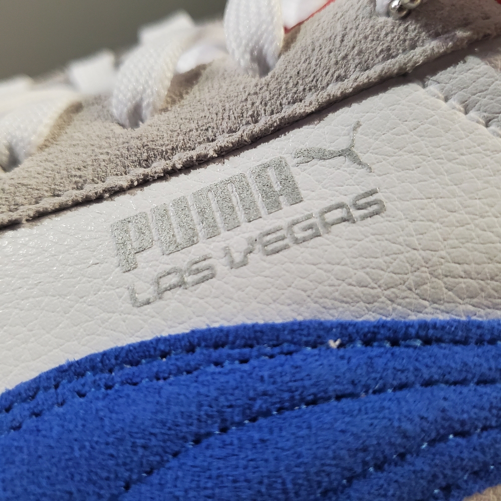 Puma White and Blue Women's Sneakers with Red Accents - Picture 4 of 10